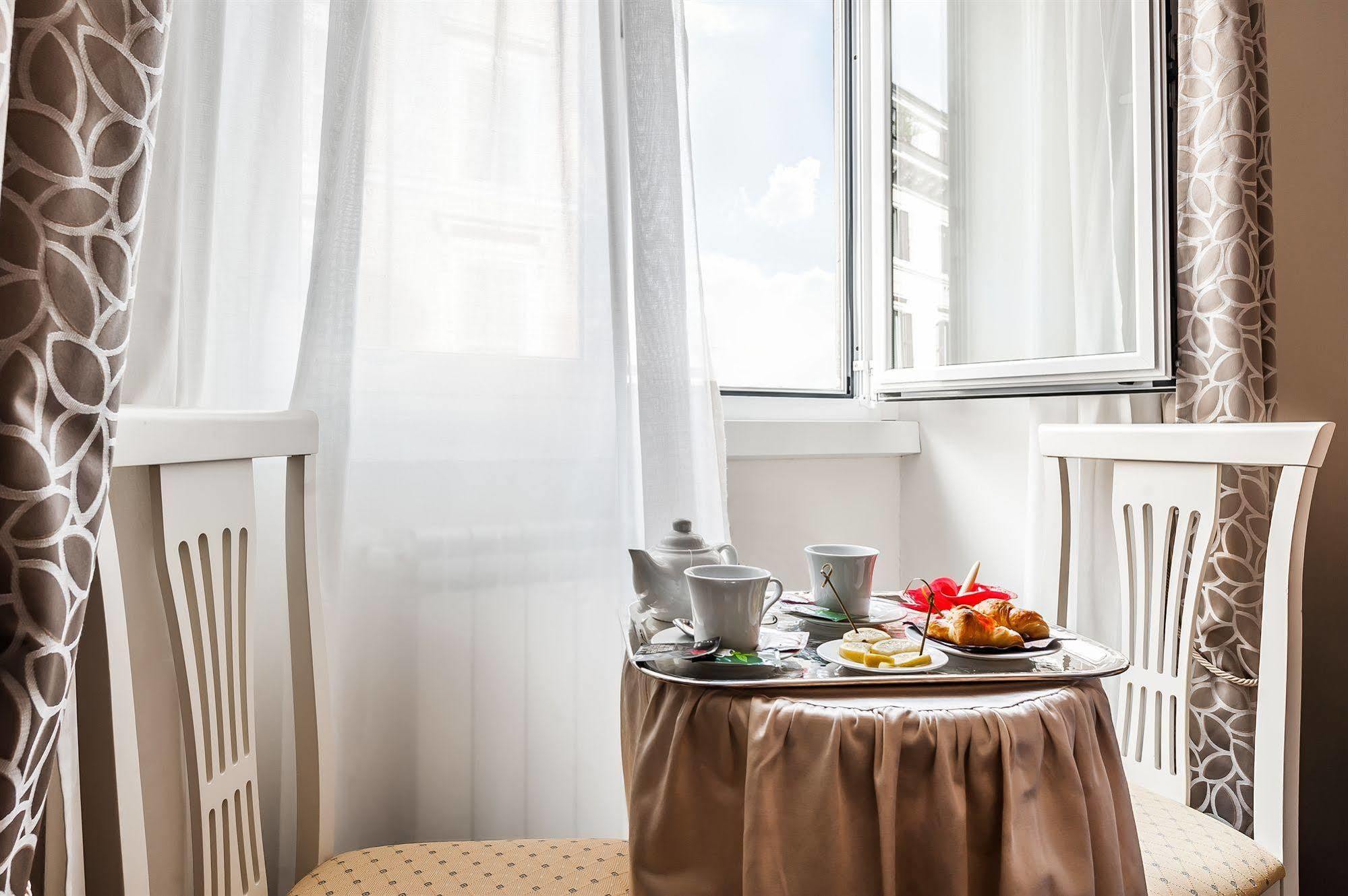 Relais De L'opera Frühstückspension 2*